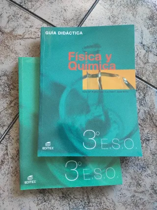 Lote de libros didácticos de Física y Química