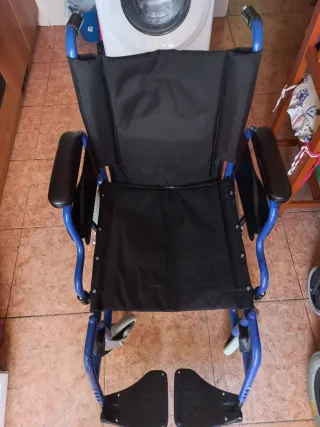 Silla de ruedas Invacare.