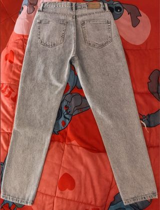 Jeans Mom Fit Grigio Chiaro Strappati