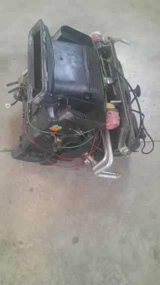 Caja Aire Acondicionado Mercedes 124