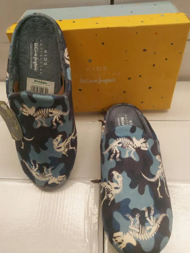 Zapatillas niños Talla 33  Hechas en España