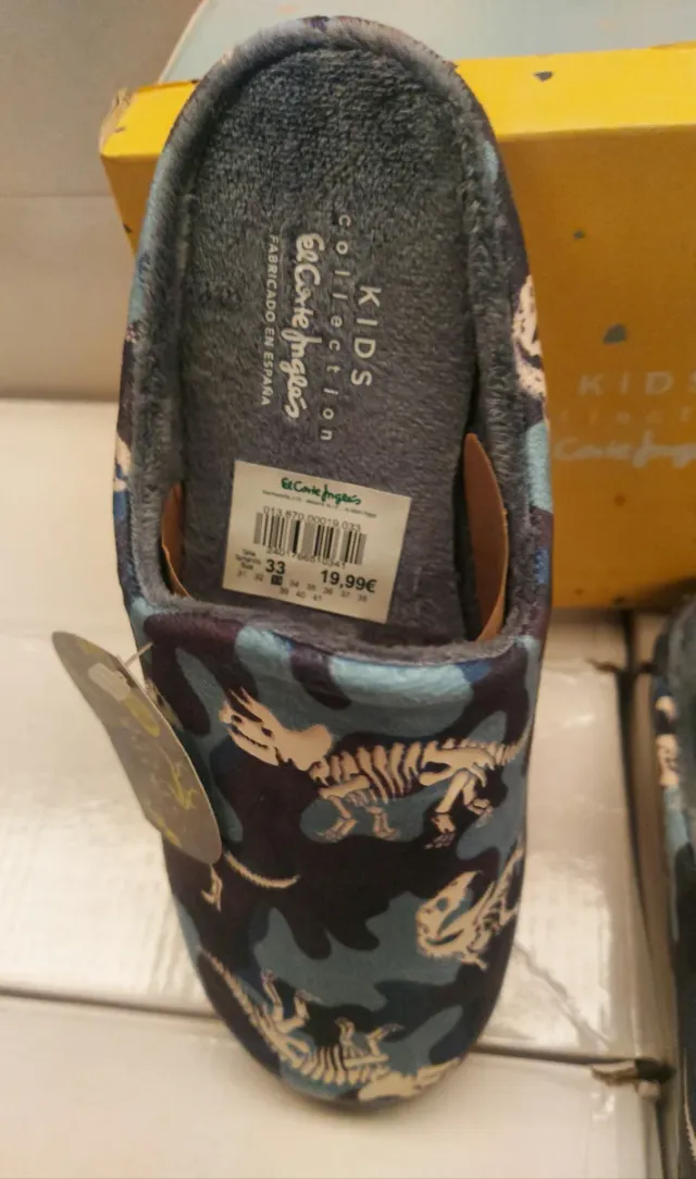 Zapatillas niños Talla 33  Hechas en España