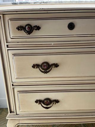 Cómoda Vintage y Mármol con dos mesitas a juego