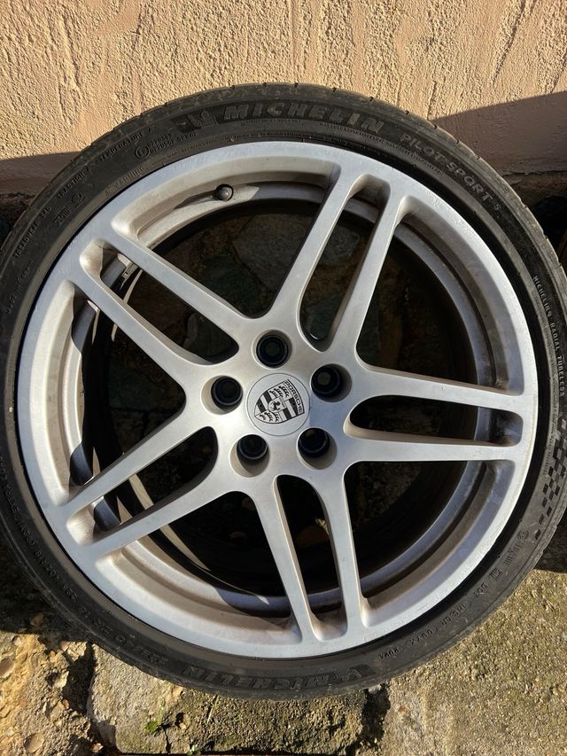 Llantas Porsche Macan 18' ESTRECHAS