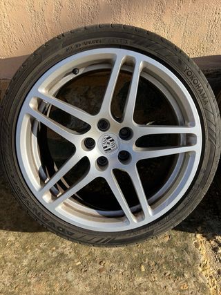 Llantas Porsche Macan 18' ESTRECHAS