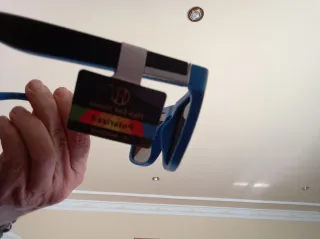 Gafas de sol polarizadas negras y azules