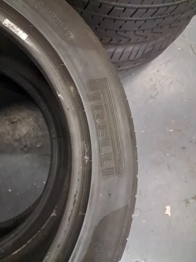 Neumáticos 255/45/19/ 100y 50€ por rueda montada