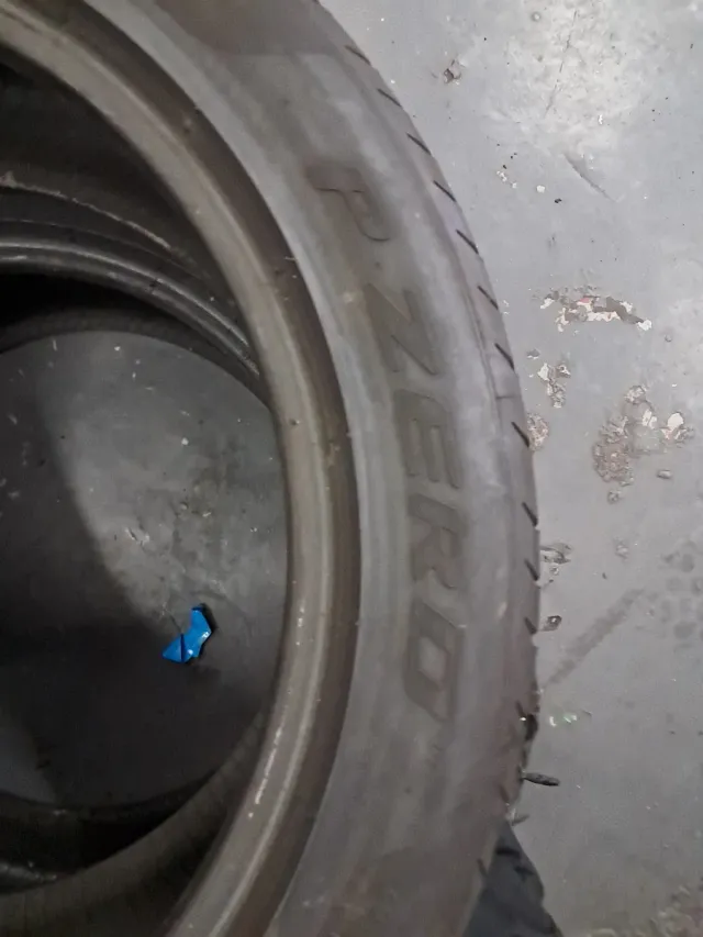 Neumáticos 255/45/19/ 100y 50€ por rueda montada