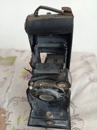 Cámara Kodak Antigua Negra