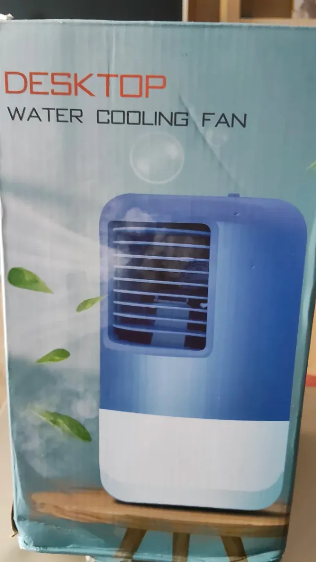 Ventilador Aire acondicionado de mesa azul y blanc