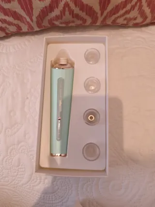 Moin Blackhead Remover Teal & Gold