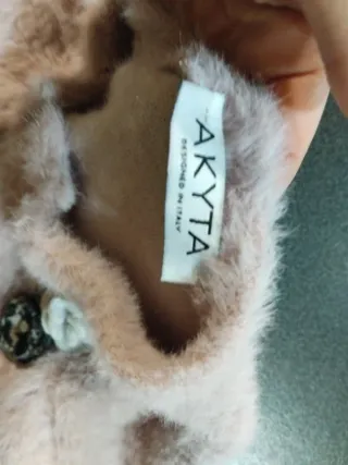 Coprispalle AKITA rosa in pelliccia sintetica