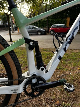 Bicicleta Unica Bikes de doble suspensión