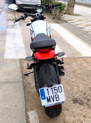 Ducati Scrambler Urban Motard