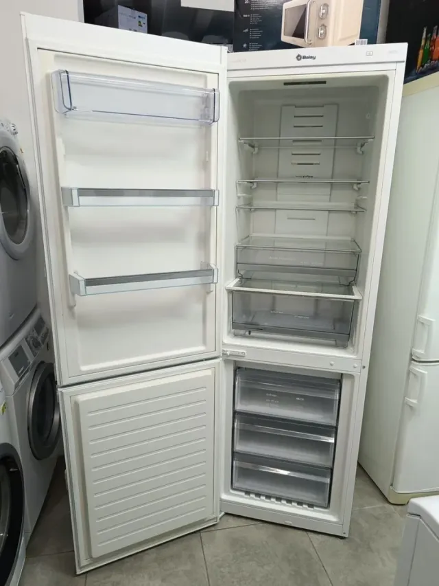 Nevera combi Balay 1.85x60cm,No Frost