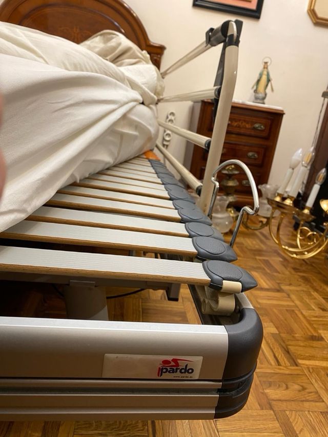 Cama articulada Pardo