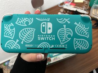 Nintendo Switch Lite Edición Animal Crossing