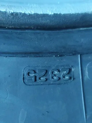 Neumáticos 385/65/22.5