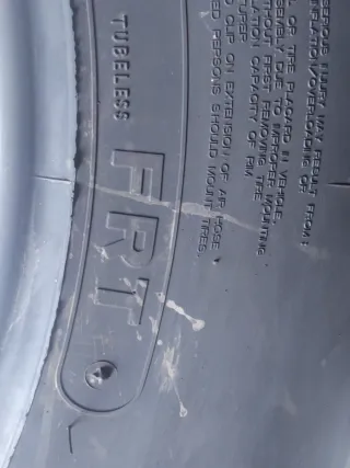 Neumáticos 385/65/22.5