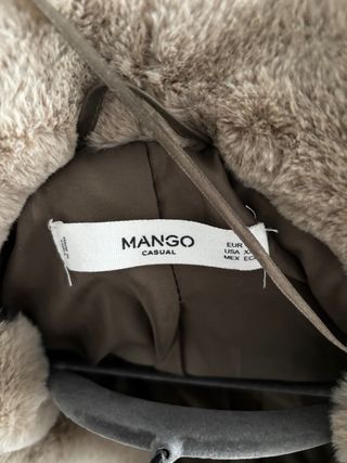 Abrigo pelo oversize Mango