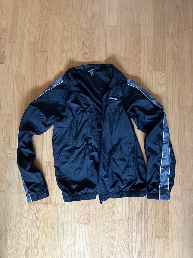 Chaqueta Ellesse Negra y Gris