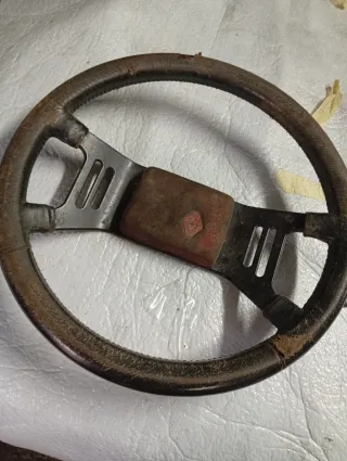 Volante Renault 11 Turbo