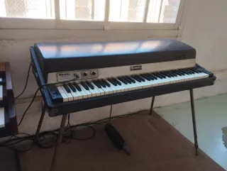 Rhodes Mark I Piano Eléctrico