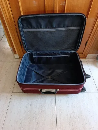 Maleta grande con ruedas
