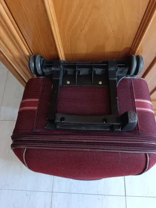 Maleta grande con ruedas