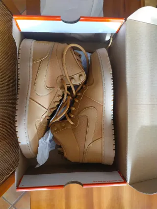 Zapatillas Nike Court Borough Mid Talla 42.5