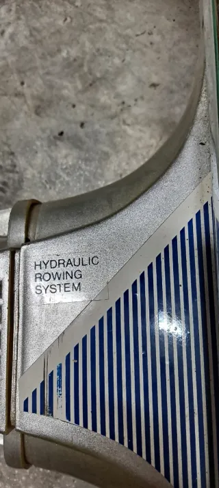 Máquina de remo musculación