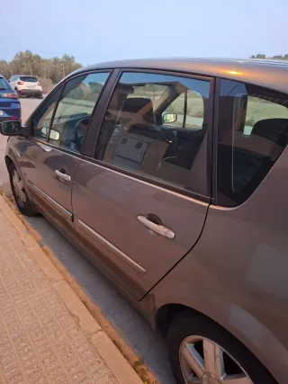 Renault Megane Scenic