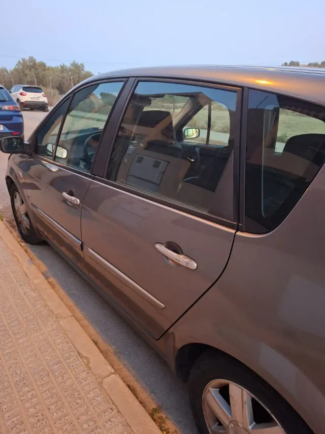 Renault Megane Scenic