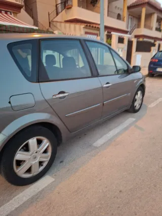 Renault Megane Scenic