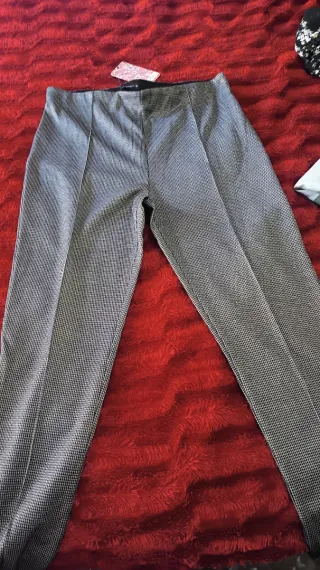 Mallas de mujer grises y negras