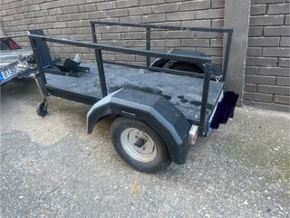 Remolque de moto compacto