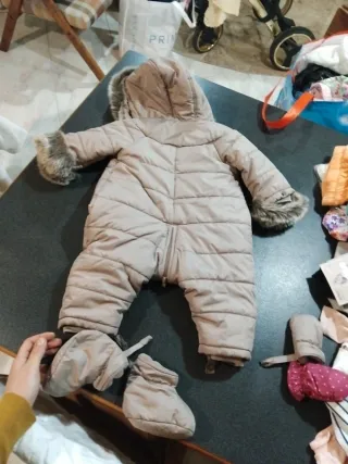 Tuta da neve imbottita con cappuccio