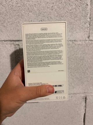 iPhone XR bianco con scatola