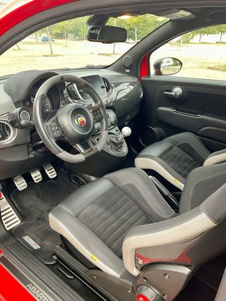 Abarth 500 595 Competizione 1.4 16v T-Jet 132kW E6