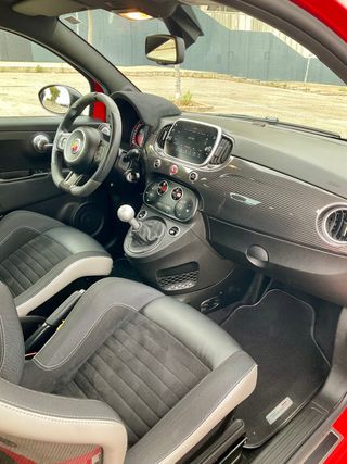 Abarth 500 595 Competizione 1.4 16v T-Jet 132kW E6