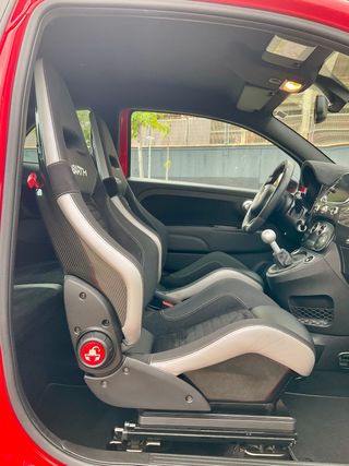 Abarth 500 595 Competizione 1.4 16v T-Jet 132kW E6