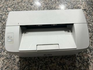 Impresora Láser Blanco y Negro