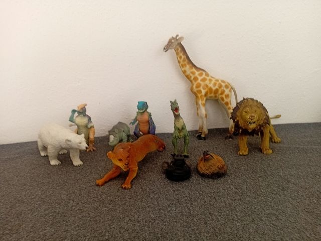 Set di figure di animali selvatici