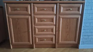 Aparador de madera en buen estado