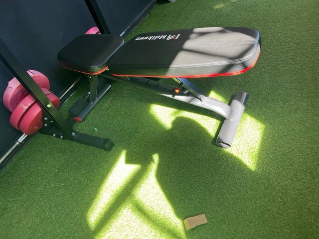 Banco ajustable para pesas