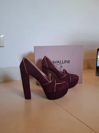 Scarpe con tacco Cavallini