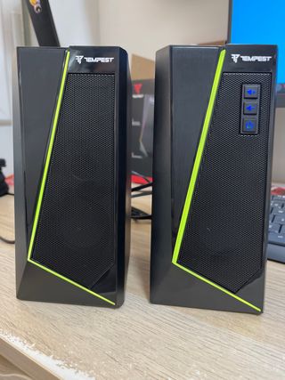 Altavoces Tempest M20 Negro y con luces led