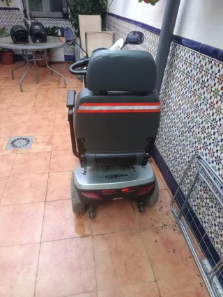 Scooter movilidad reducida eléctrica