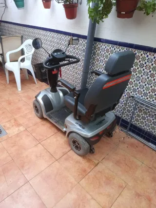 Scooter movilidad reducida eléctrica