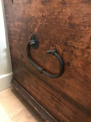 Baúl antiguo de madera